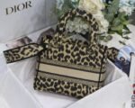 Christian Dior Medium Lady D-Lite Bag Black Gold, For Women, Women’s Handbags 24cm/9.5in CD M0565ORHM_M918