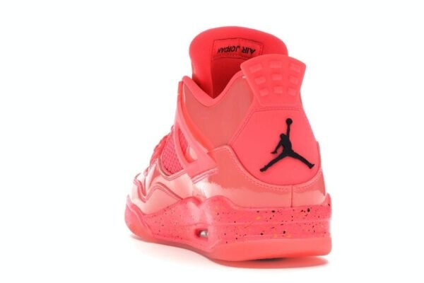 Jordan 4 Retro Hot Punch