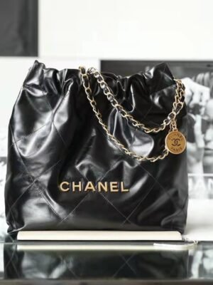 Chanel 22 Medium