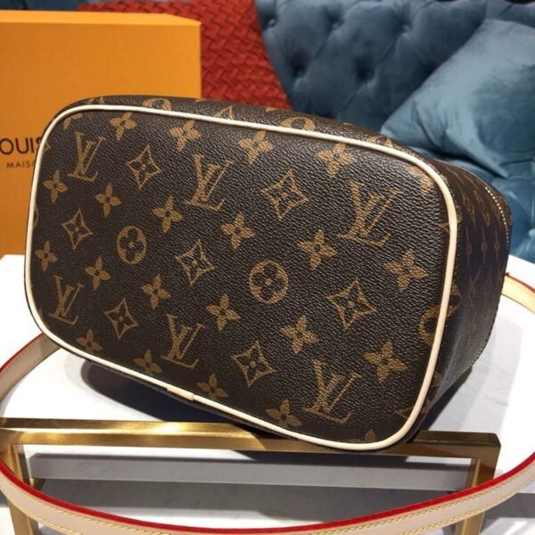 Louis Vuitton Nice BB Vanity Case Monogram Canvas For Women, Women’s Bags, Travel Bags 9.4in/24cm LV M42265