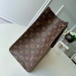 Louis Vuitton OnTheGo MM Monogram And Monogram Reverse Canvas For Women, Women’s Handbags, Shoulder Bags 13.8in/35cm LV M45321