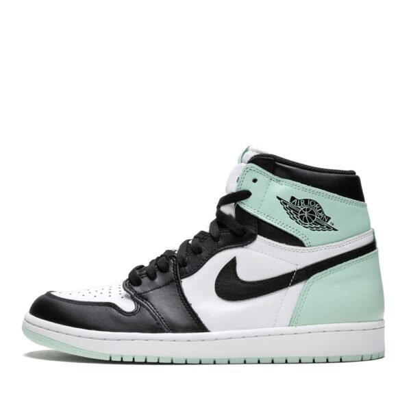 Jordan 1 Retro High Igloo