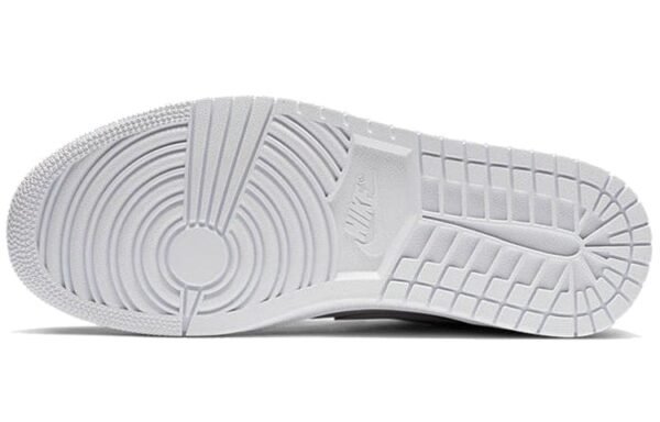 Jordan 1 Low ‘Grey Fog’ Grey Fog/Grey Fog/White DC0774-002