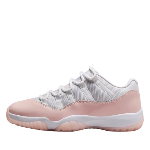 Jordan 11 Low WMNS Legend Pink