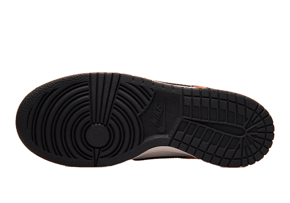 Nike SB Dunk Low Halloween Colors Hit