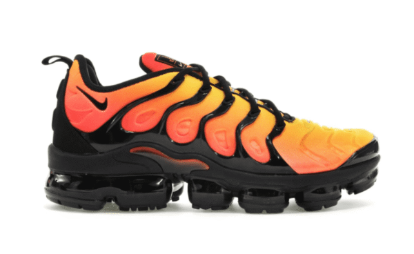 Air VaporMax Plus Black Orange Crimson