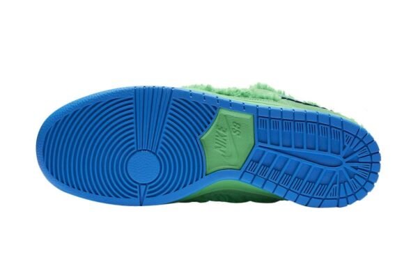 Grateful Dead x Nike SB Dunk Low Green Bear