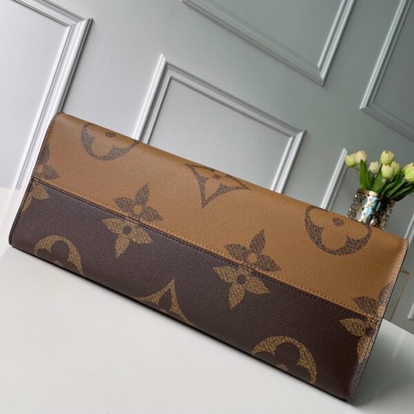 Louis Vuitton OnTheGo MM Monogram And Monogram Reverse Canvas For Women, Women’s Handbags, Shoulder Bags 13.8in/35cm LV M45321