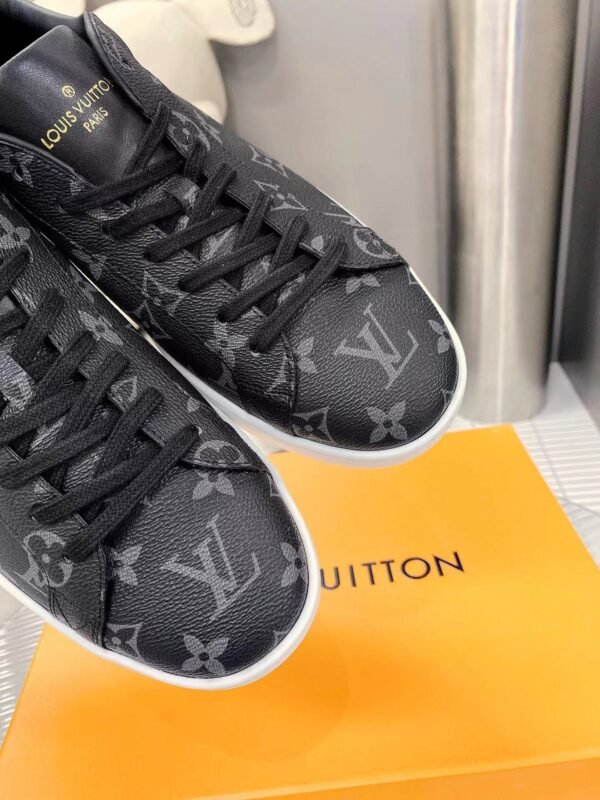 Louis Vuitton TORY BURCH