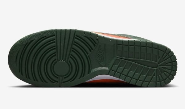 Nike SB Dunk Low Miami Hurricanes