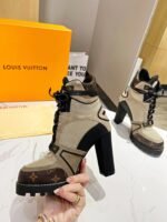STAR TRAIL ANKLE BOOT