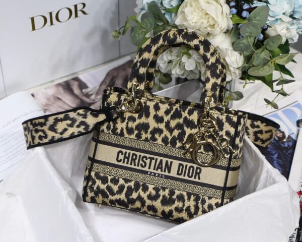 Christian Dior Medium Lady D-Lite Bag Black Gold, For Women, Women’s Handbags 24cm/9.5in CD M0565ORHM_M918