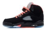 Jordan 5 Retro Black Alarming