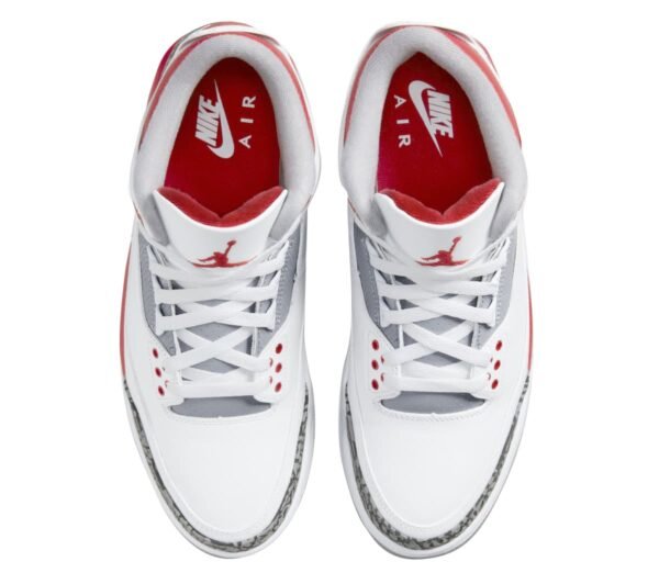 Jordan 3 OG Fire Red 2022