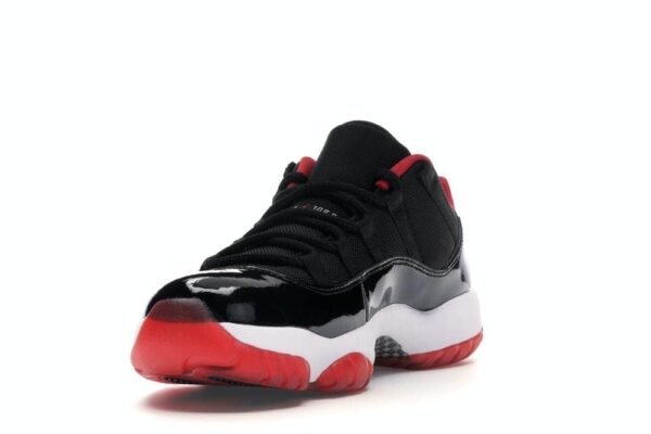 Jordan 11 Retro Low Bred