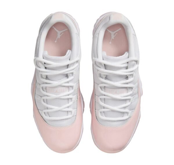 Jordan 11 Low WMNS Legend Pink