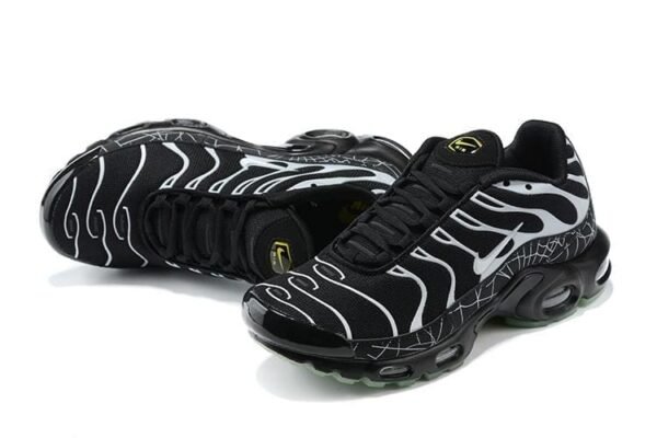 Air Max TN Plus Spider Web