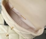 Chanel 19