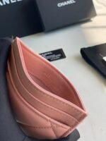 CHANEL 19 CARD HOLDER