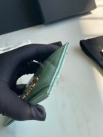 CHANEL 19 CARD HOLDER
