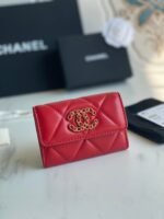 CHANEL 19 FLAP CARD HOLDER