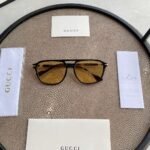 AVIATOR SUNGLASSES