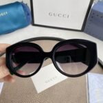 OVERSIZED ROUND SUNGLASSES