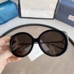 ROUND-FRAME INTERLOCKING G SUNGLASSES