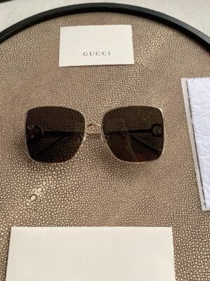 GUCCI SUNGLASSES