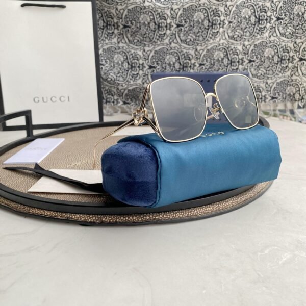 GUCCI SUNGLASSES