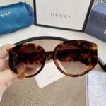 OVERSIZED ROUND SUNGLASSES