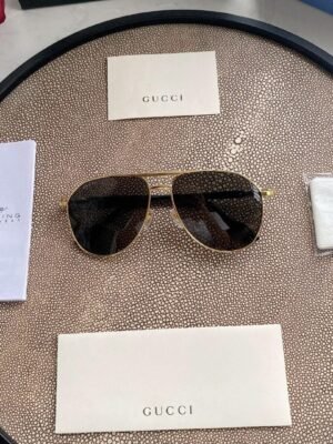AVIATOR FRAME SUNGLASSES