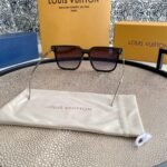 LOUIS VUITTON | rise square sunglasses