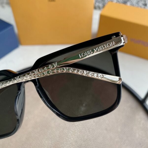 LOUIS VUITTON | rise square sunglasses