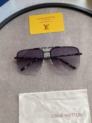 aviator sunglasses