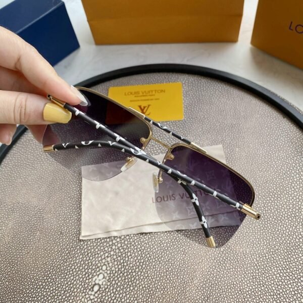 aviator sunglasses
