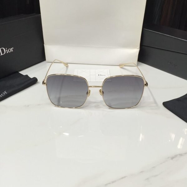 STELLAIRE Sunglasses