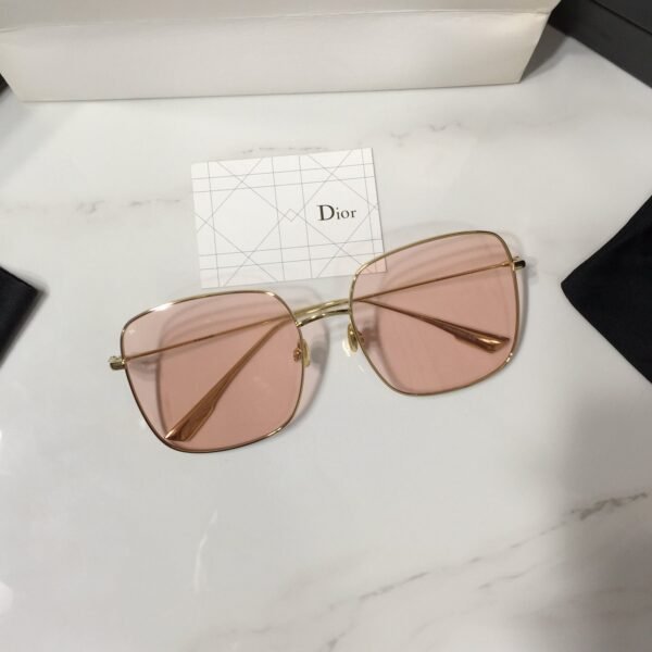 STELLAIRE Sunglasses