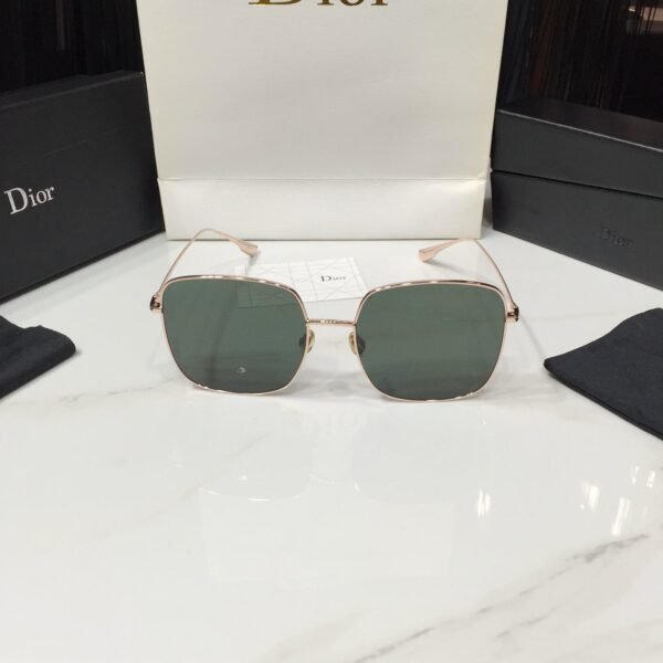 STELLAIRE Sunglasses