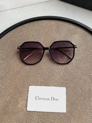Round Sunglasses