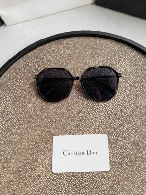 Round Sunglasses