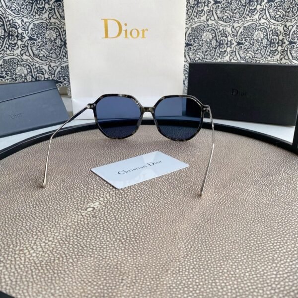 Round Sunglasses
