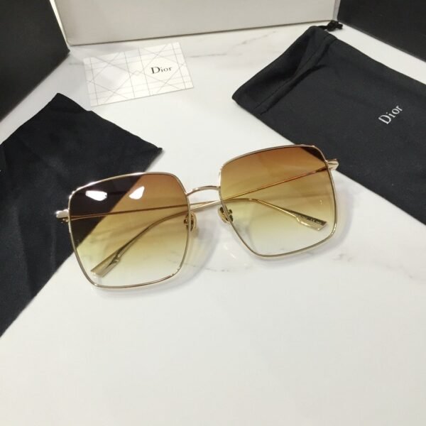 Stellaire Square Sunglasses