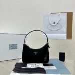 Prad𝚊 nylon Hobo
