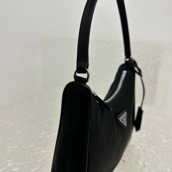 Prad𝚊 nylon Hobo
