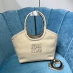Lvy Leather bag