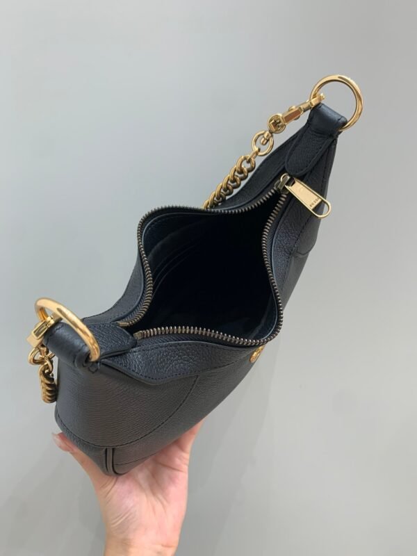 Aphrodite handbag
