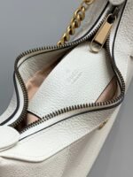 Aphrodite handbag