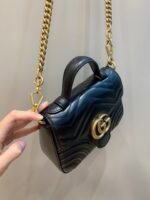 Classic handle bag