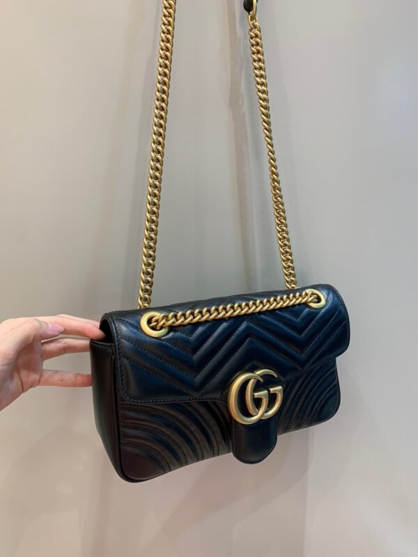 Classic flap bag